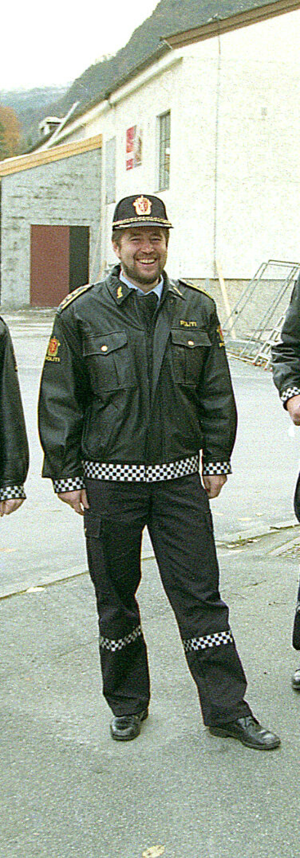 1998: Arne Johannessen blir lensmann i Sogndal, parallelt med at han er nestleder i Politiets Fellesforbund - en stilling han ble valgt til i 1997, da Lensmannsetatens Landslag og Norsk Politiforbund fusjonerte.