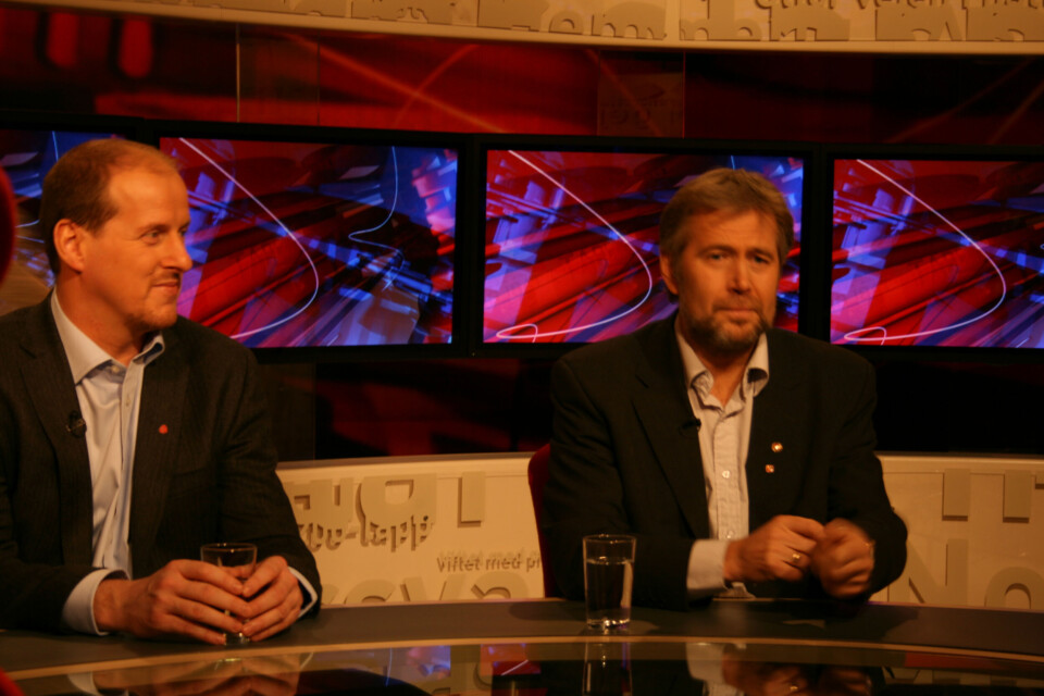 2009: Arne Johannessen stiller til debatt på Tabloid hos TV2, i forbindelse med politikonflikten i 2009.