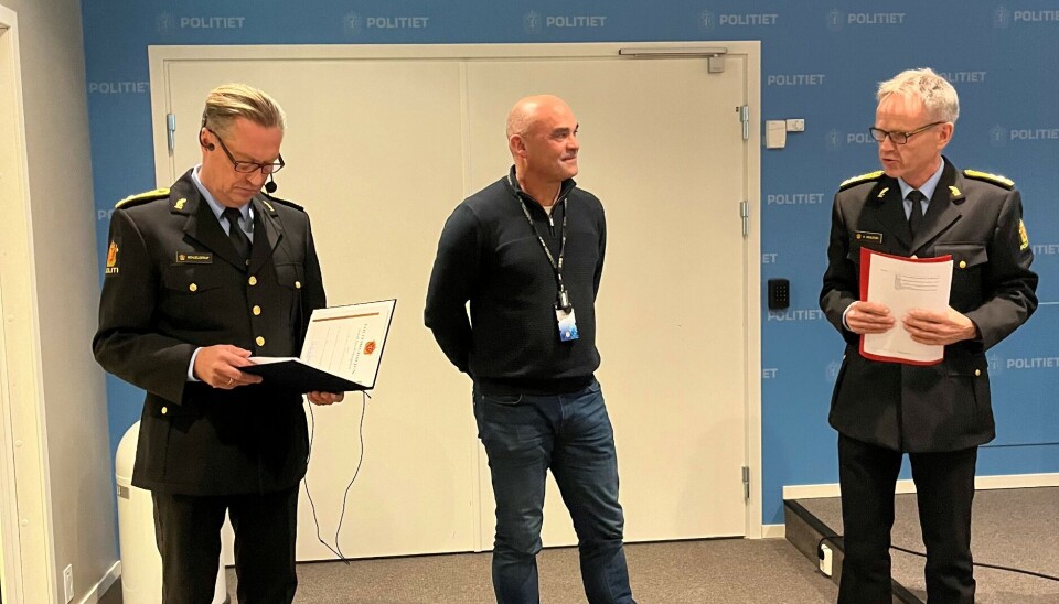 Rune Hunshamar ble tildelt politimedaljen med laurbærgren for sin innsats gjennom 30 år, særlig for sitt engasjement for HMS.