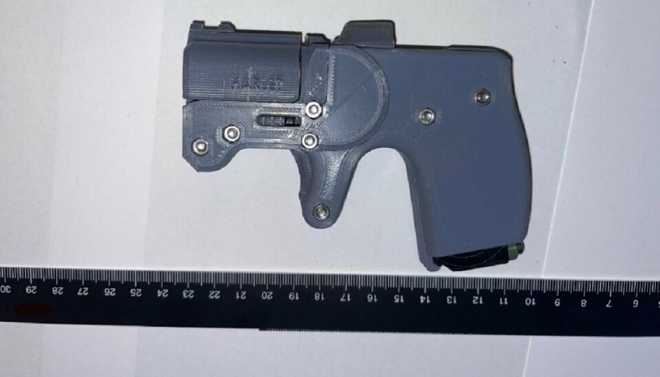 Dette 3D-printede våpenet ble beslaglagt hjemme på den folkeregistrerte adressen til den fornærmede i Kongsberg-saken. Nå er han siktet av politiet for våpenproduksjon.