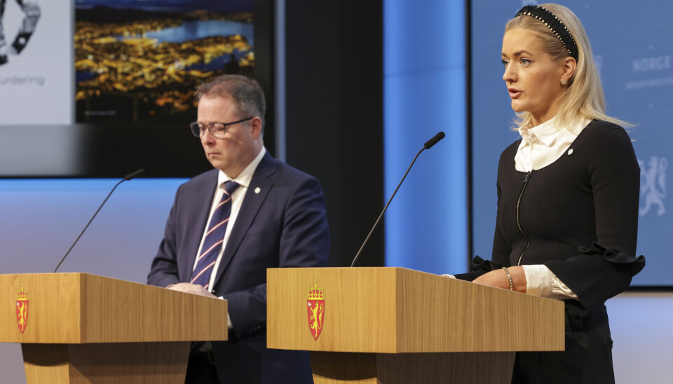 Justis- og beredskapsminister Emilie Enger Mehl (Sp) og forsvarsminister Bjørn Arild Gram (Sp) mottok mandag sikkerhetstjenestenes trusselvurderinger for 2024. Også i år er det Russland og Kina som utgjør den største etterretningstrusselen mot Norge.