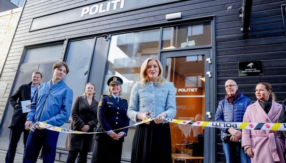 Justis- og beredskapsminister Emilie Enger Mehl (Sp) åpner det nye tjenestestedet for politiet på Mortensrud i Oslo.