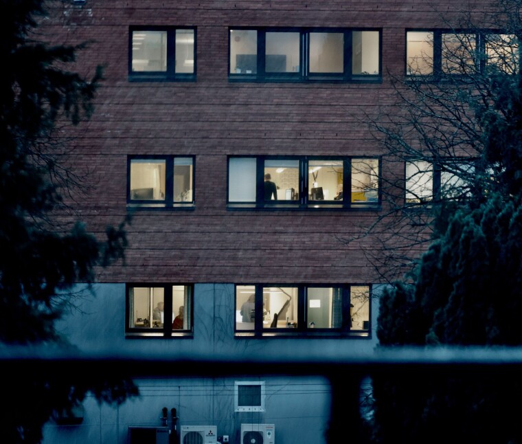 Rekruttering er et problem i mange politidistrikter. Her fra politihuset i Stavanger.