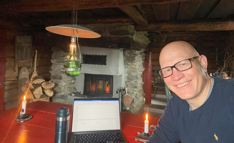 Espen Skjerven på seteren hvor han og familien skal tilbringe ferien.