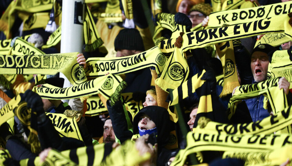 ASPMYRA: Glimt-supportere på Aspmyra stadion under en kamp mellom Bodø/Glimt og Besiktas.
