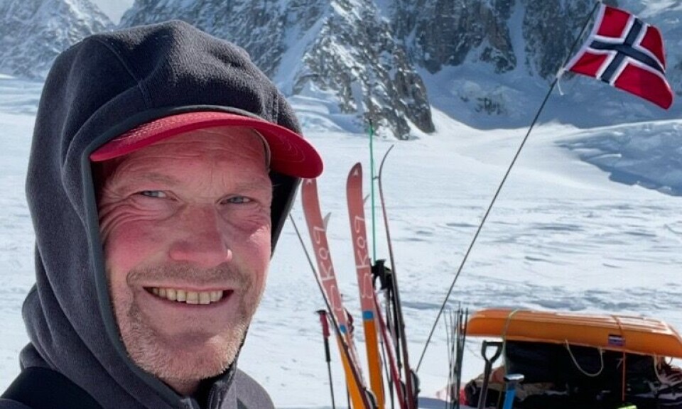 BESTE TOPPTUREN: Inge Meløy har besteget verdens syv høyeste fjelltopper. I 2022 tok han seg fri fra kreftbehandlingen på Rikshospitalet, pakket sekken sin og dro til Alaska for å toppe Denali.