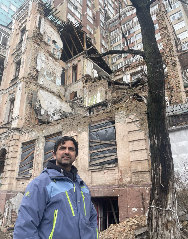 I nær et halvt år veiledet Saleem Rana ukrainske myndigheter i etterforskningen av krigsforbrytelser.