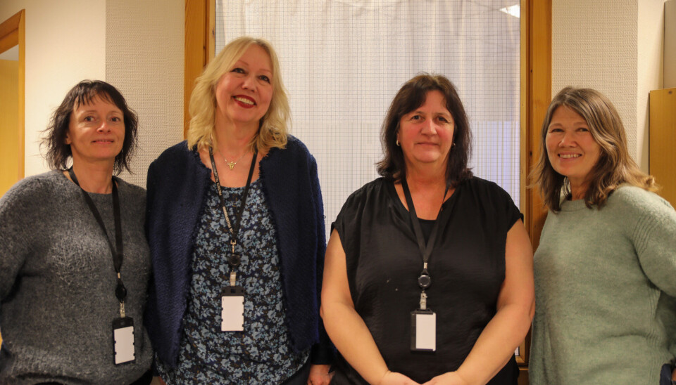 Holmaas ble nominert av kollegene sine, som beskriver ham som en menneskelig og dyktig leder med godt humør. Fra venstre: Anne Britt Kålås, Helle Synnevåg Tangen, Marit Marøy og Grete Molvik Dalland.