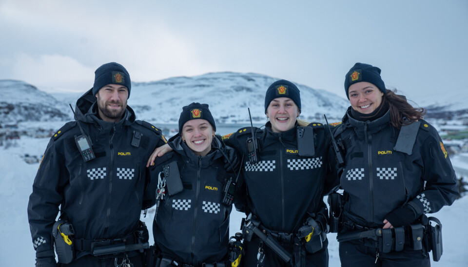 Denne gjengen drifter politistasjonene i Berlevåg og Båtsfjord. Fra venstre: Thomas Haukenæs, Vilde Grastveit Viggen, Siri Bråvold og Live Ueland.