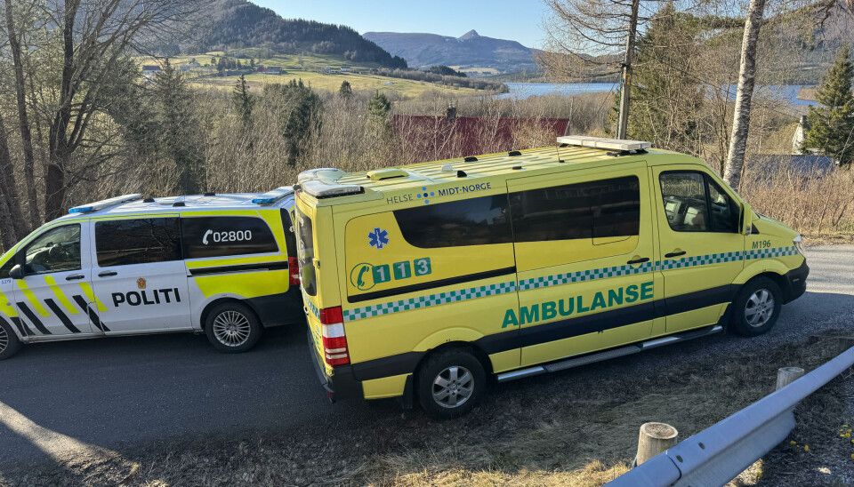 Store ressurser ble sendt til et skogsområde i forbindelse med pågripelse av en mann som er siktet etter en voldshendelse i Hustadvika i Møre og Romsdal.
