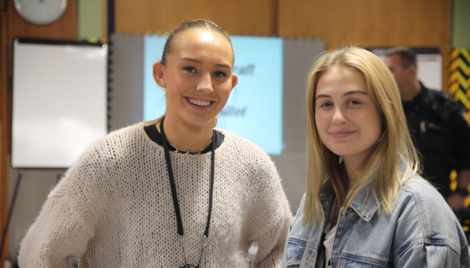 Julie Holthe og Vilde Tangen.