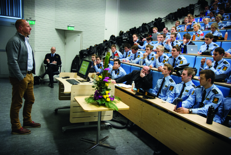 Bård Stensli under etikkdagene på Politihøgskolen i Bodø 2013