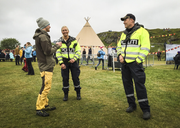 Politiet under Trænafestivalen 2015.