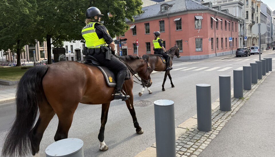 PATRULJE: Rugin og Snorre (høyre) på patrulje gjennom Oslo.