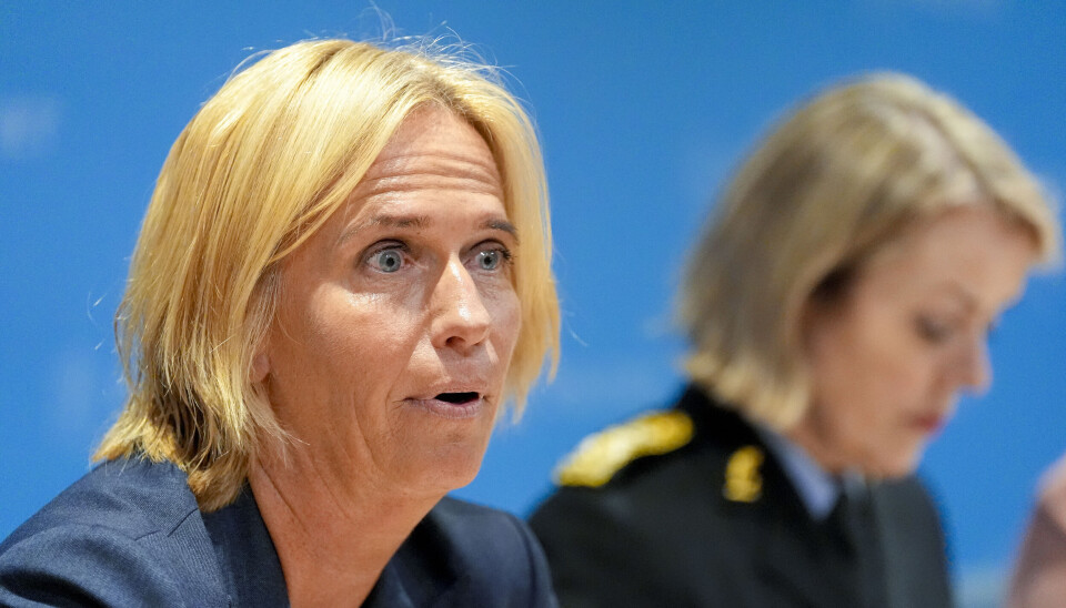 Assisterende PST-sjef Inga Bejer Engh under et pressetreff i fjor. I bakgrunnen sitter PST-sjef Benedicte Bjørnland